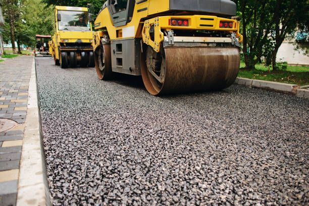 Best Driveway Paving Contractor  in Clarksdale, MS